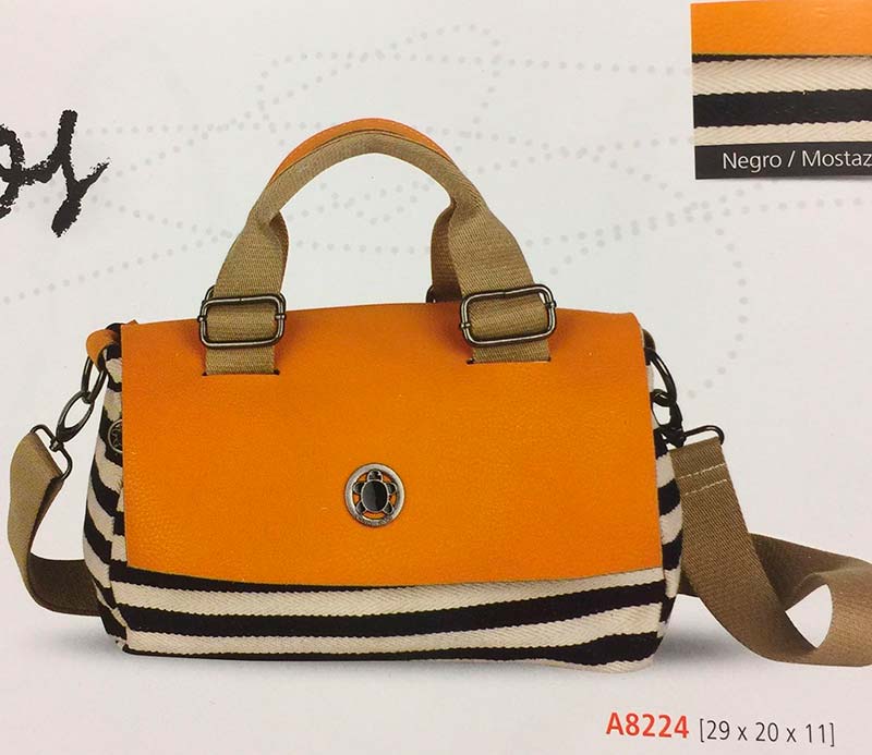 diseñadora de bolsos de Caminatta
