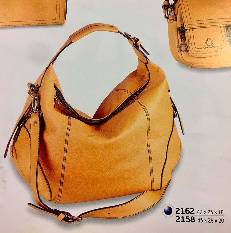 diseñadora de bolsos de Caminatta