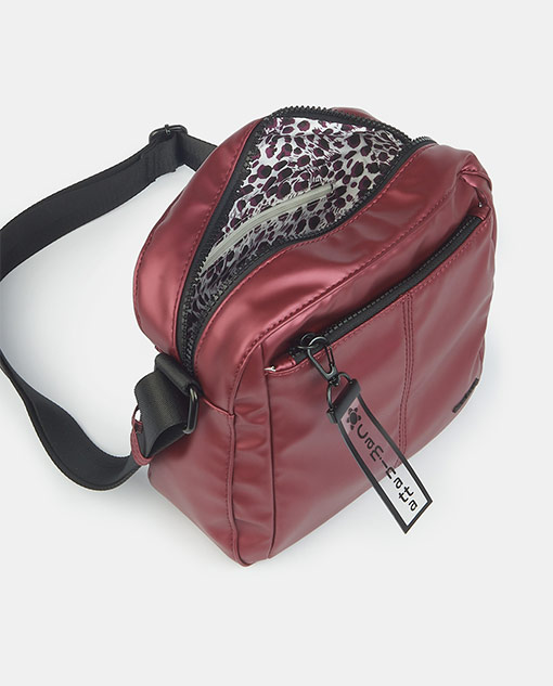 W1000 Crossbody