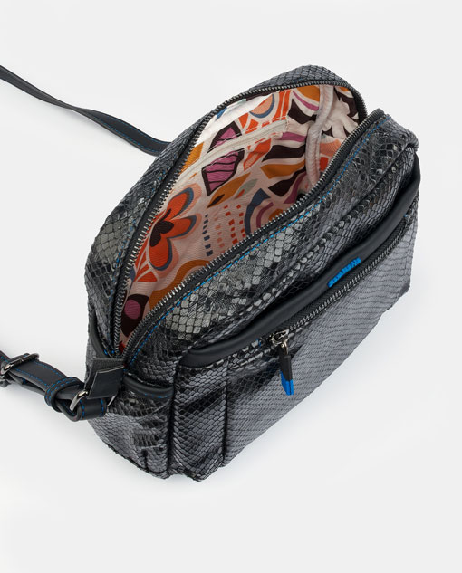  Crossbody