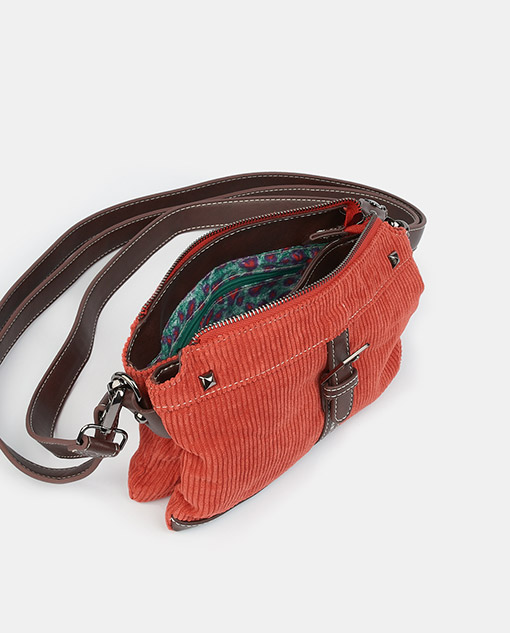 W4005 Crossbody