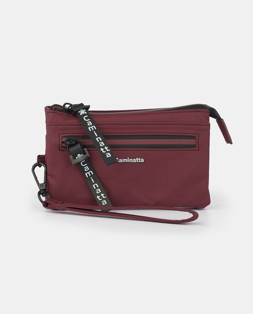  Pouch