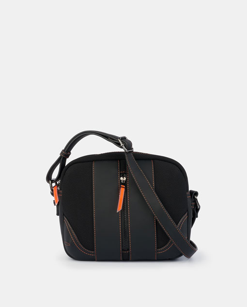 W521 Crossbody