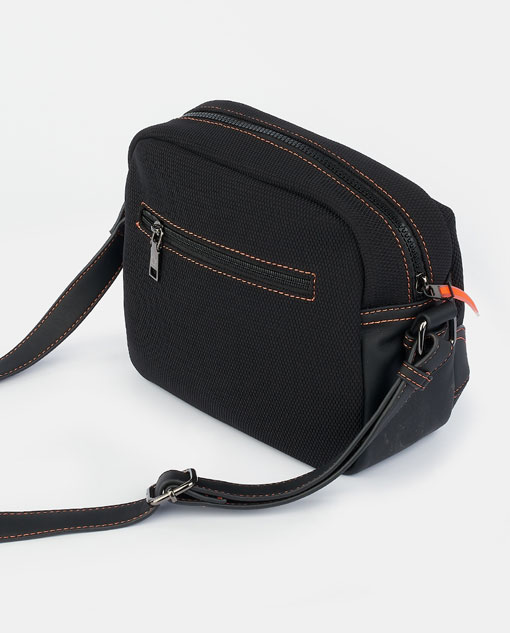  Crossbody
