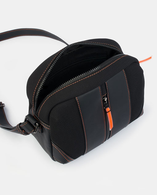  Crossbody