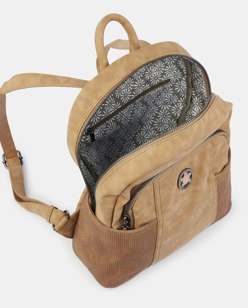  Mochila