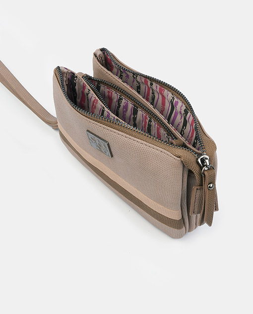 W581 Pouch
