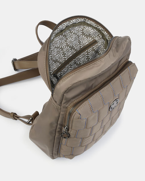  Mochila