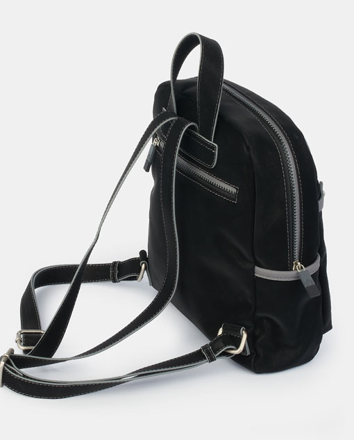  Mochila